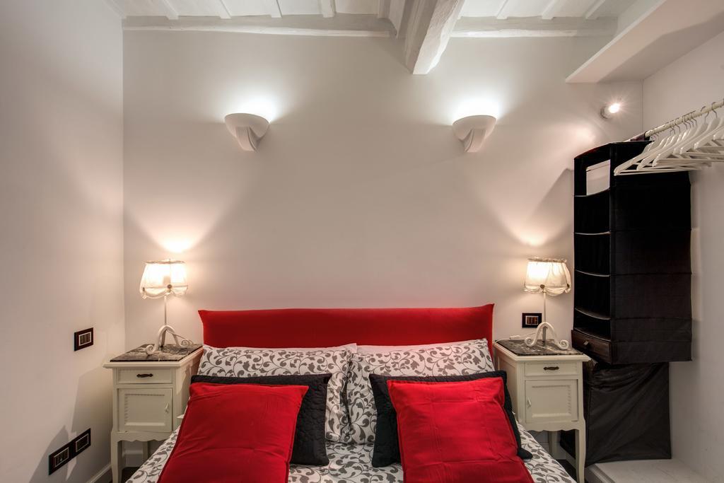 Апартаменти Campo De' Fiori Stylish White Рим Екстер'єр фото